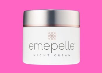 Emepelle skincare combats the effects of estrogen loss on the skin, and it’s amazing!