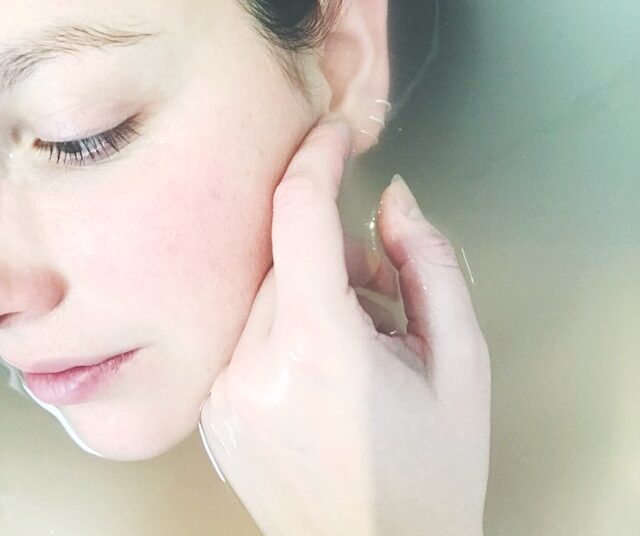 Exciting dermal micro-coring treatment provides a new way to tighten the skin!